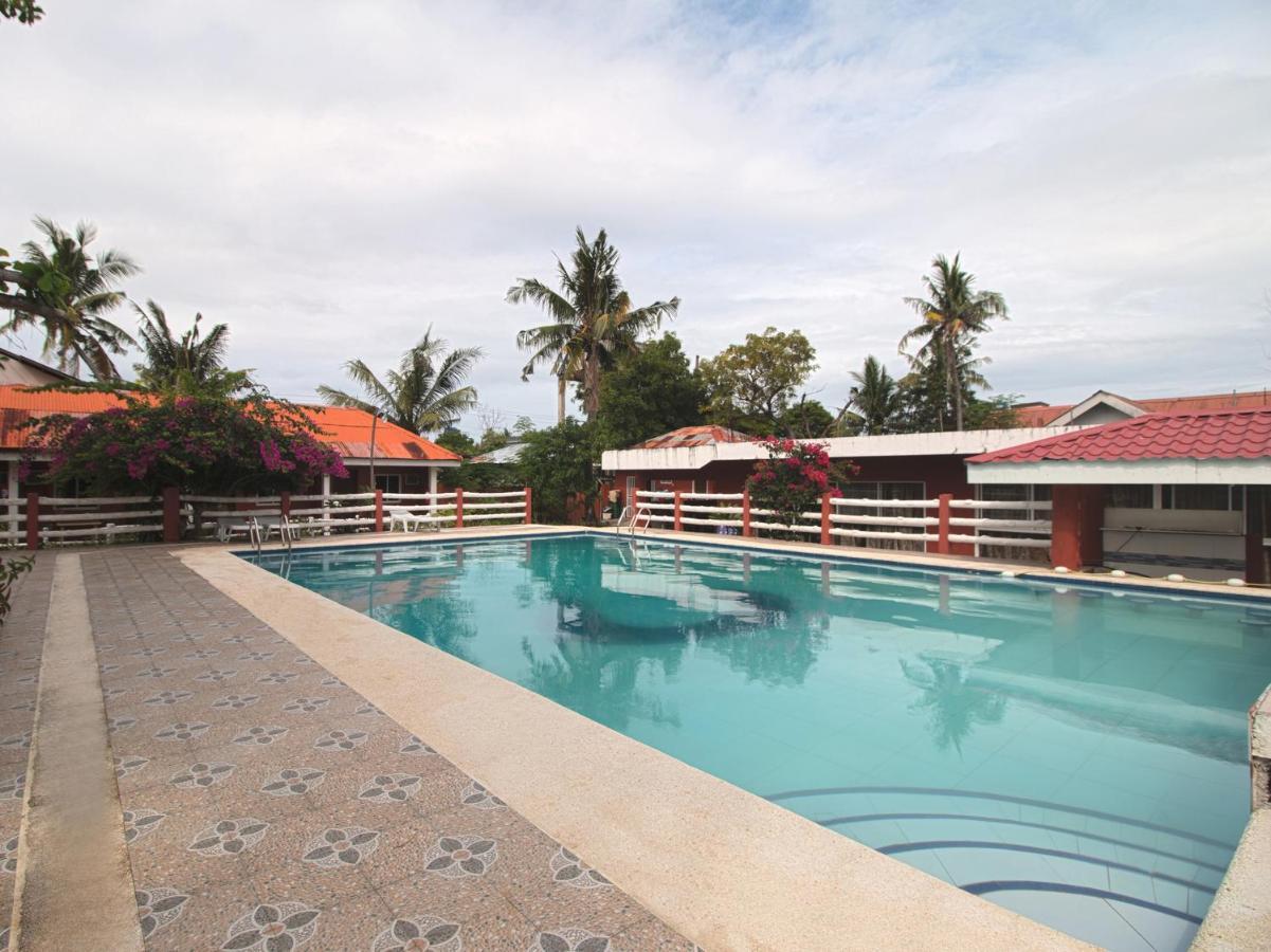 Oyo 853 Malapascua Beach And Dive Resort Екстериор снимка