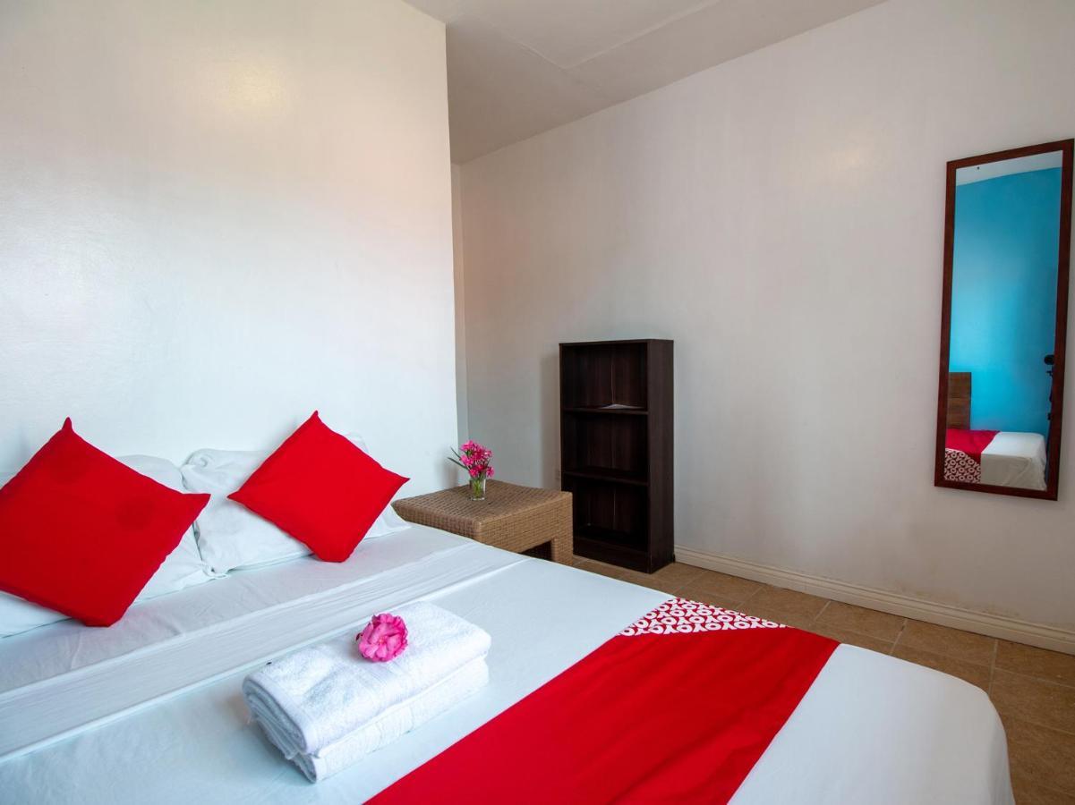 Oyo 853 Malapascua Beach And Dive Resort Екстериор снимка